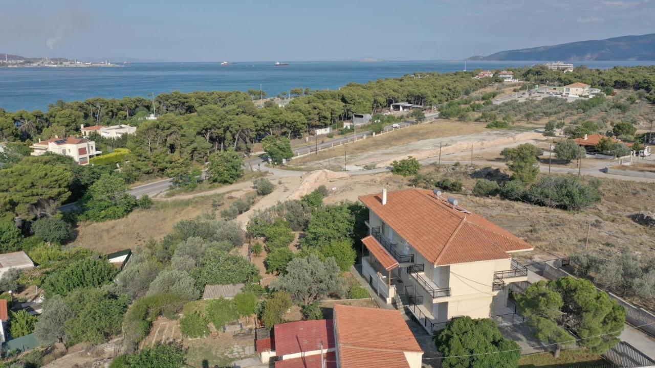 The Byzantine Wall House Истмиа Екстериор снимка